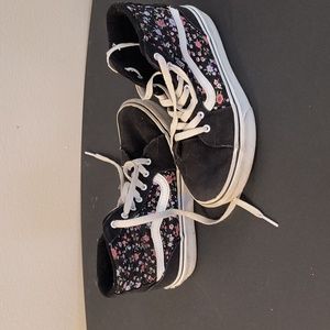 Vans hi-tops girls size 3.5